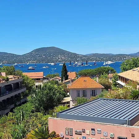 Toit-terrasse D'exception Avec Vue A Deux Pas A Pied De St Tropez *