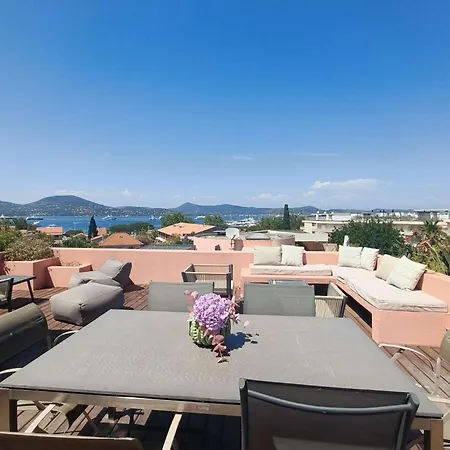 Toit-terrasse D'exception Avec Vue A Deux Pas A Pied De St Tropez Appartement *