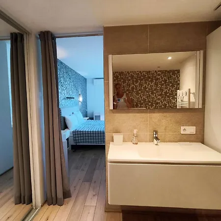 Apartment Toit-terrasse D'exception Avec Vue A Deux Pas A Pied De St Tropez